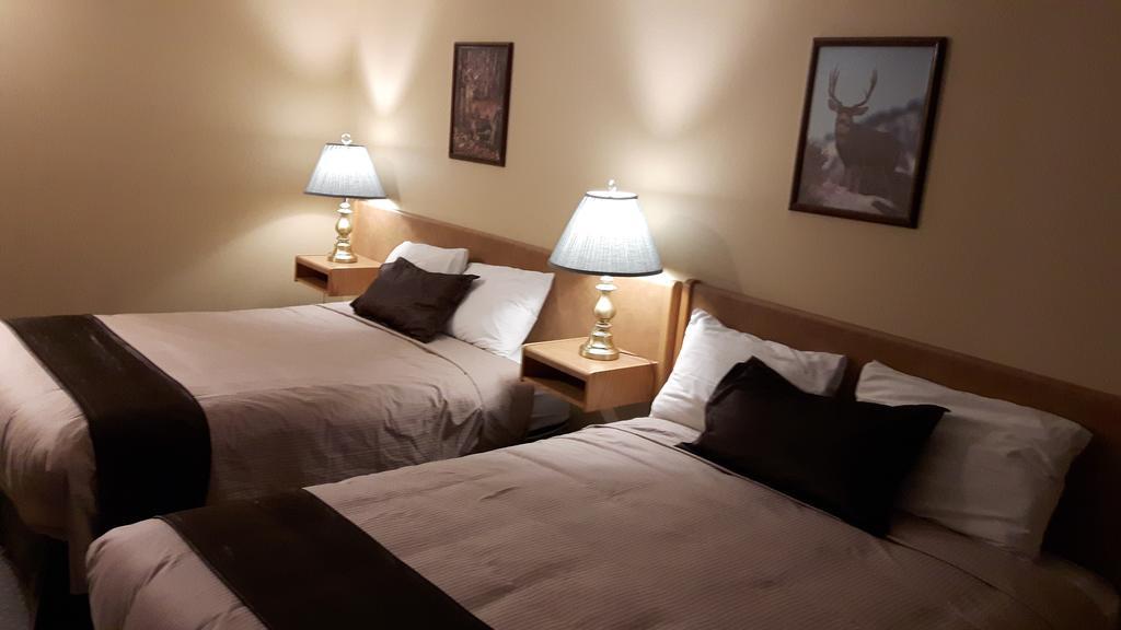 Mary'S Motel Golden Kültér fotó
