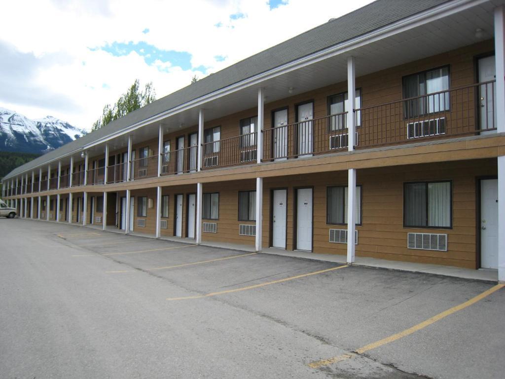 Mary'S Motel Golden Kültér fotó